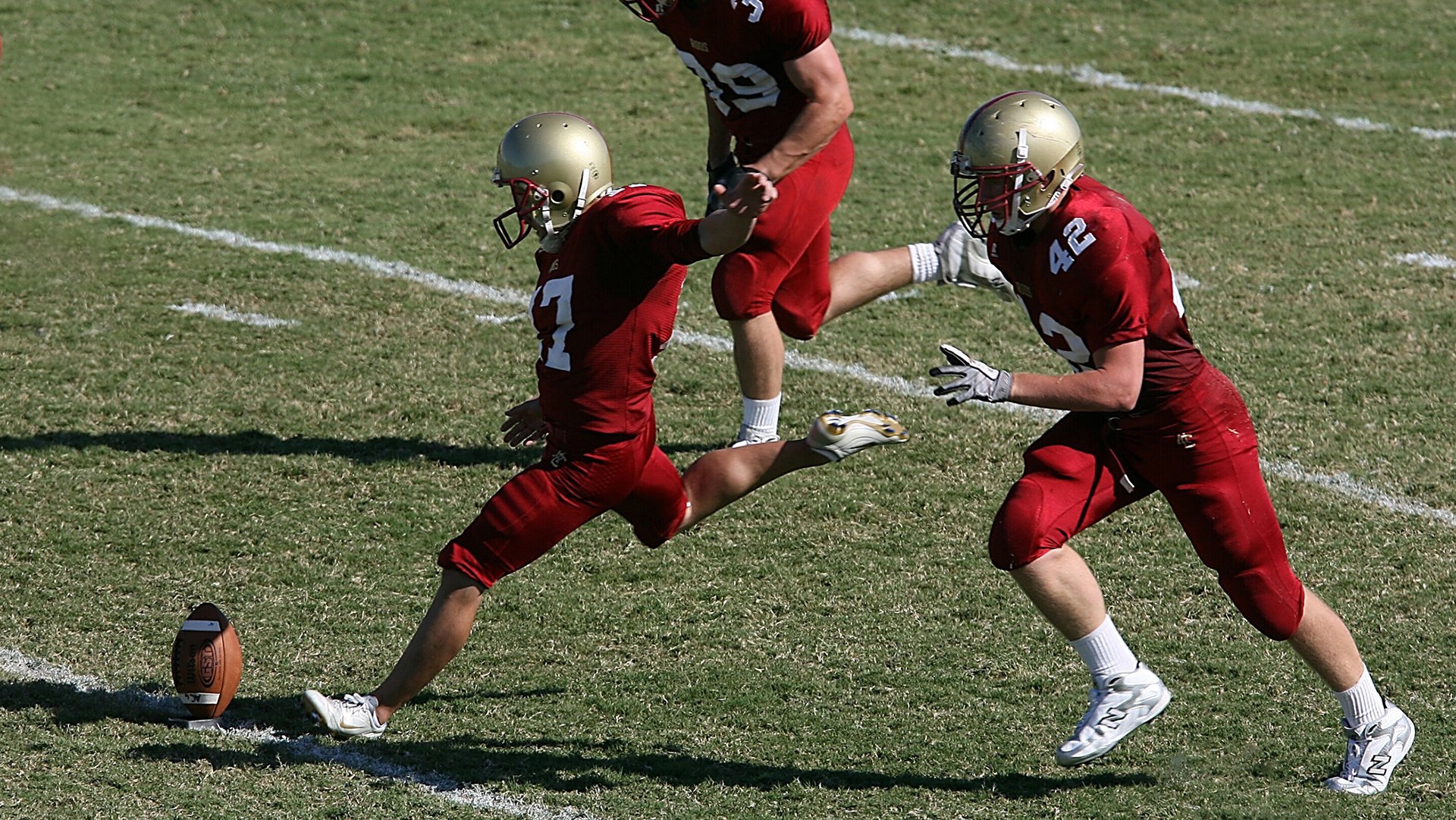 世界杯璀璨夺目：球员们的极限挑战，世界杯足球挑战